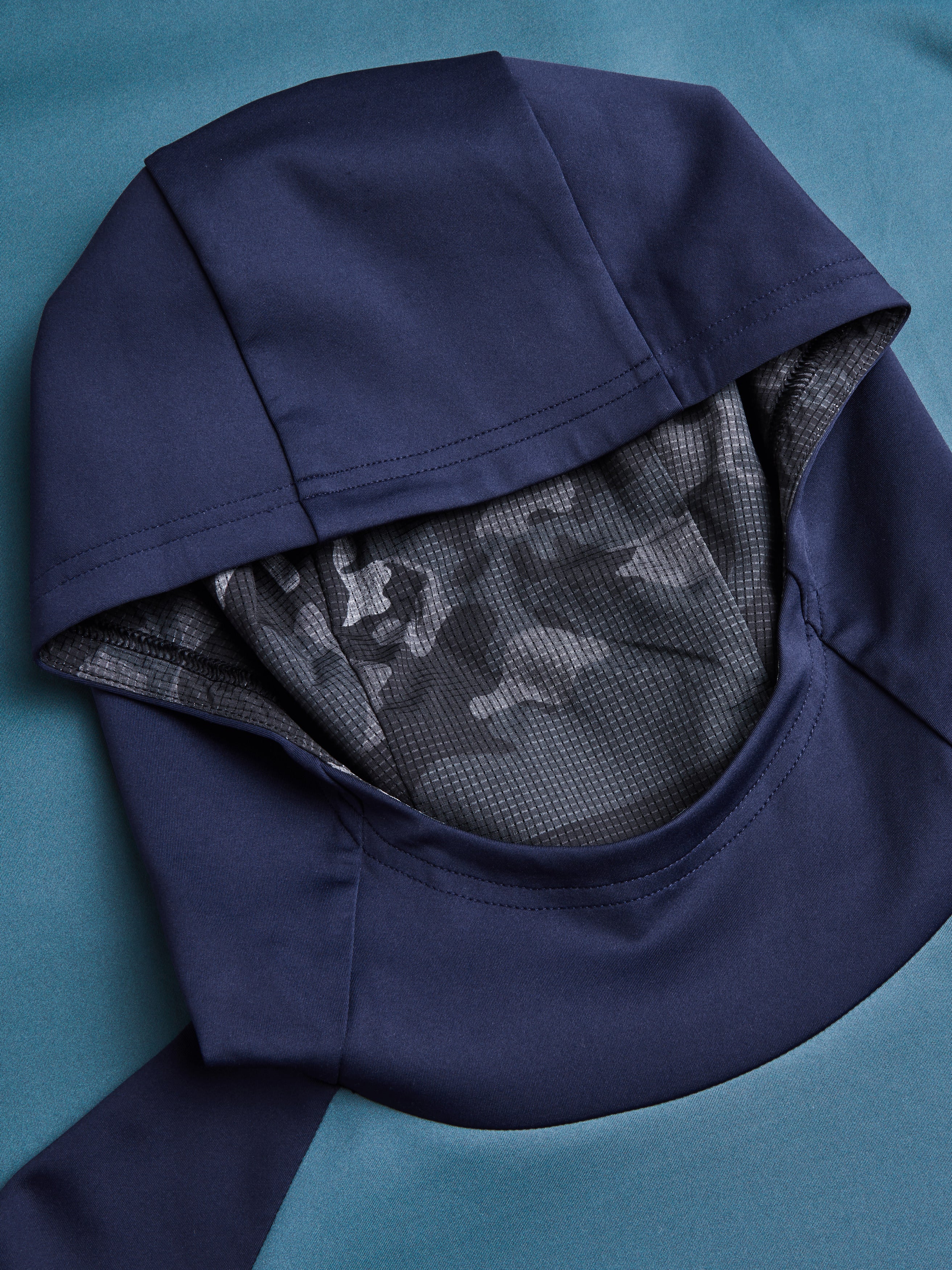 Color Block Cokato Raglan Hoodie - Image 4