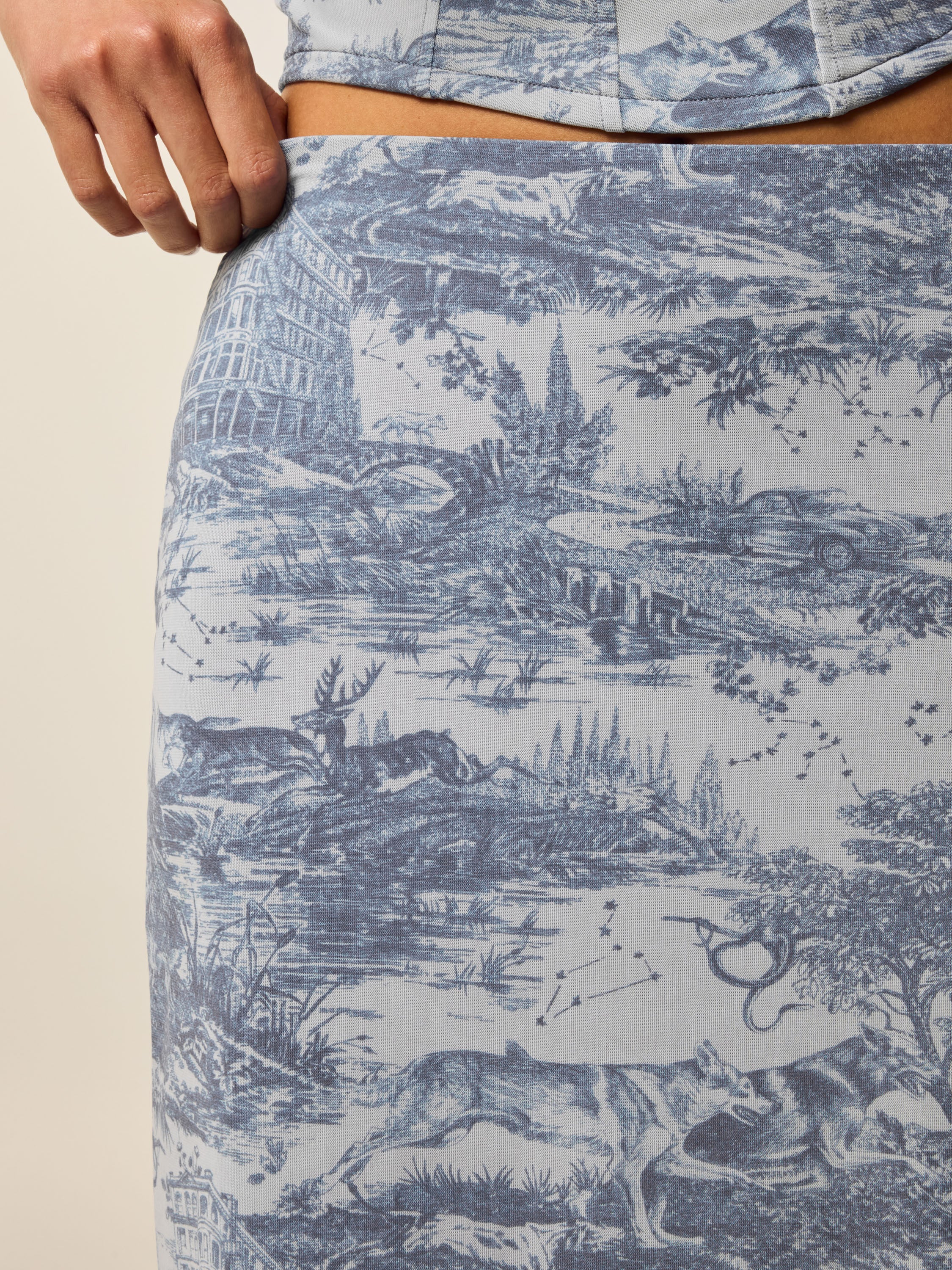 Huntress Toile Mesh Midi Skirt - Image 4