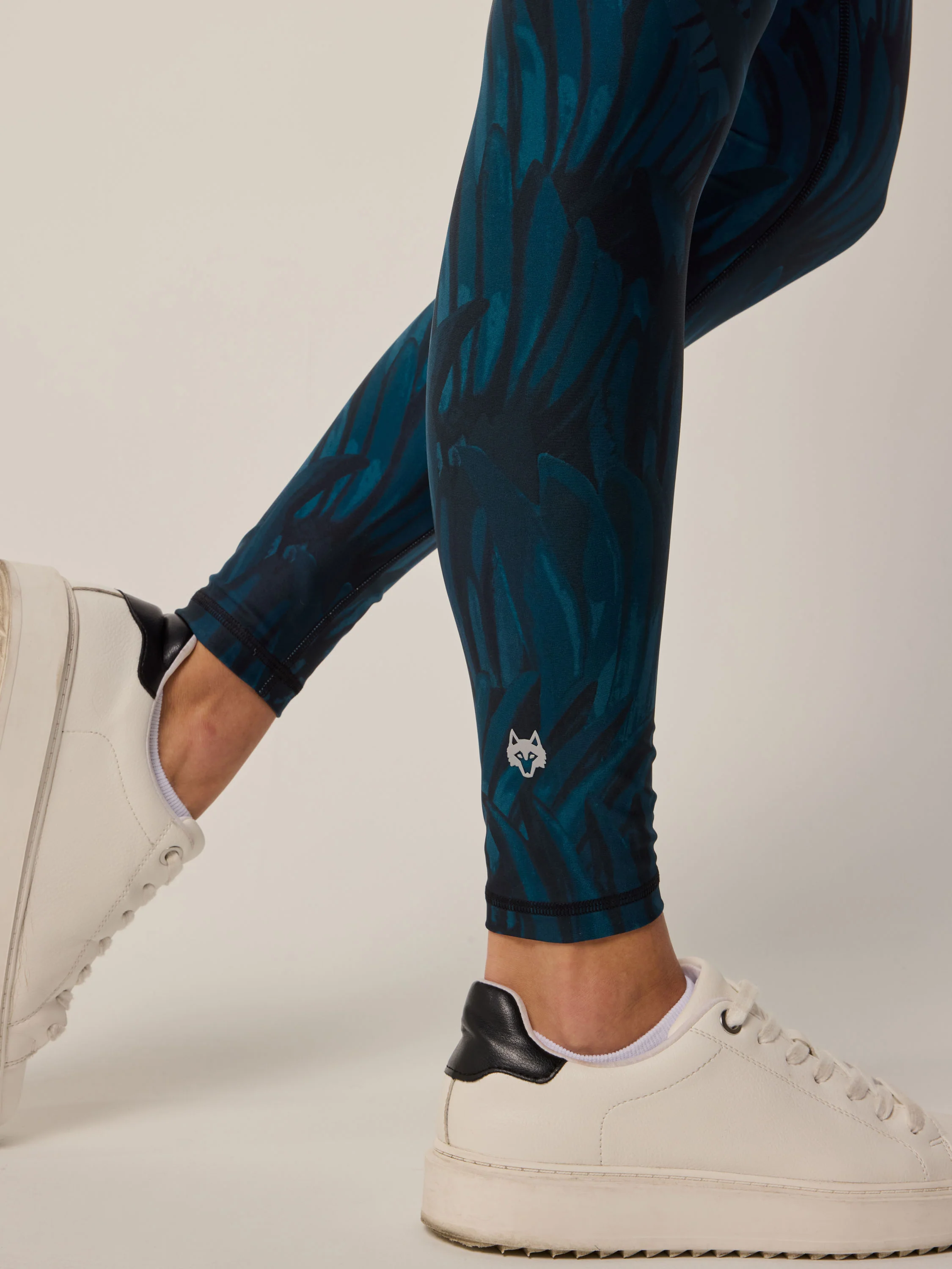 Luna Camo Feather Legging - Image 3