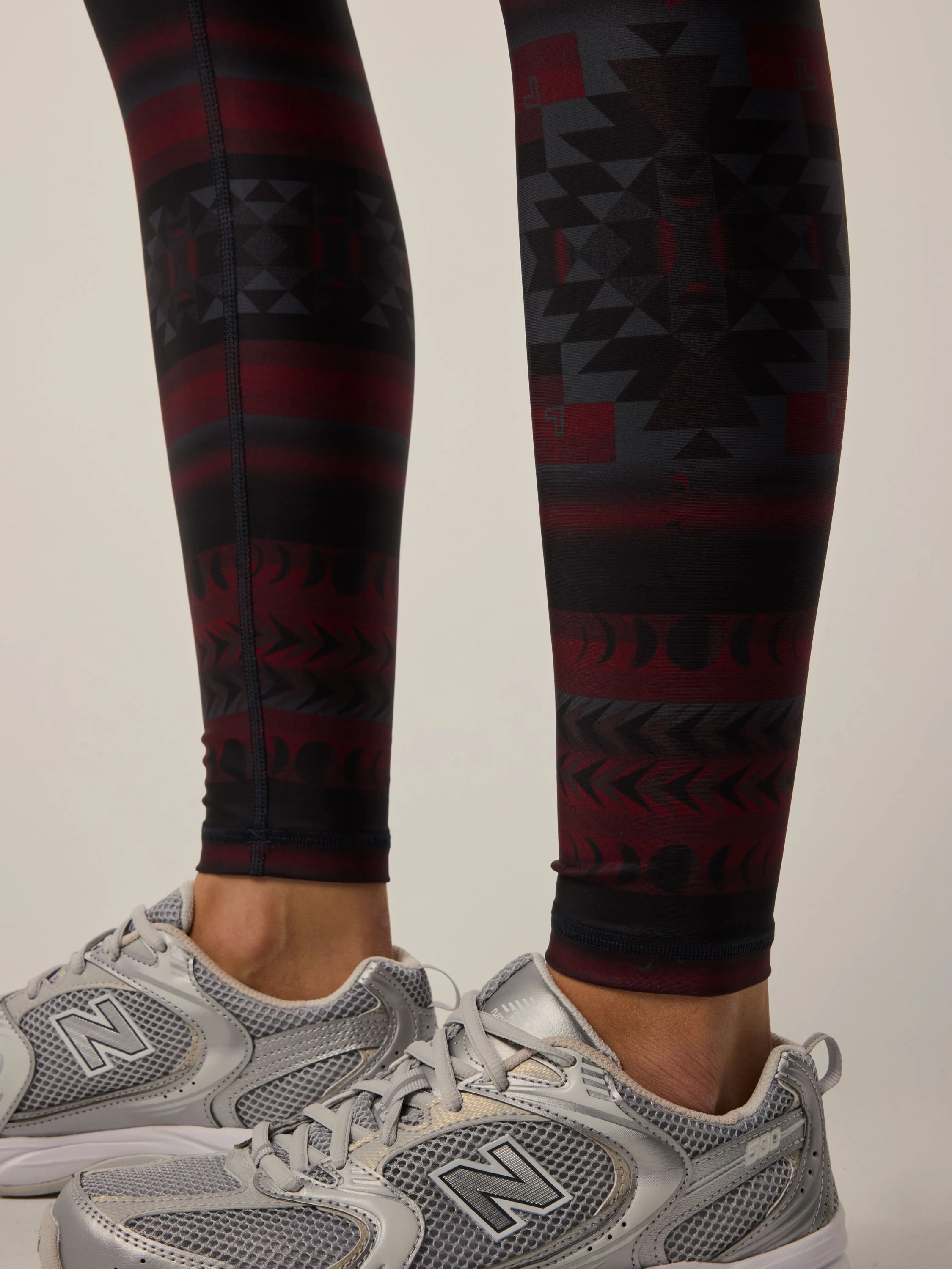 Luna Smokey Peaks Legging - Image 3