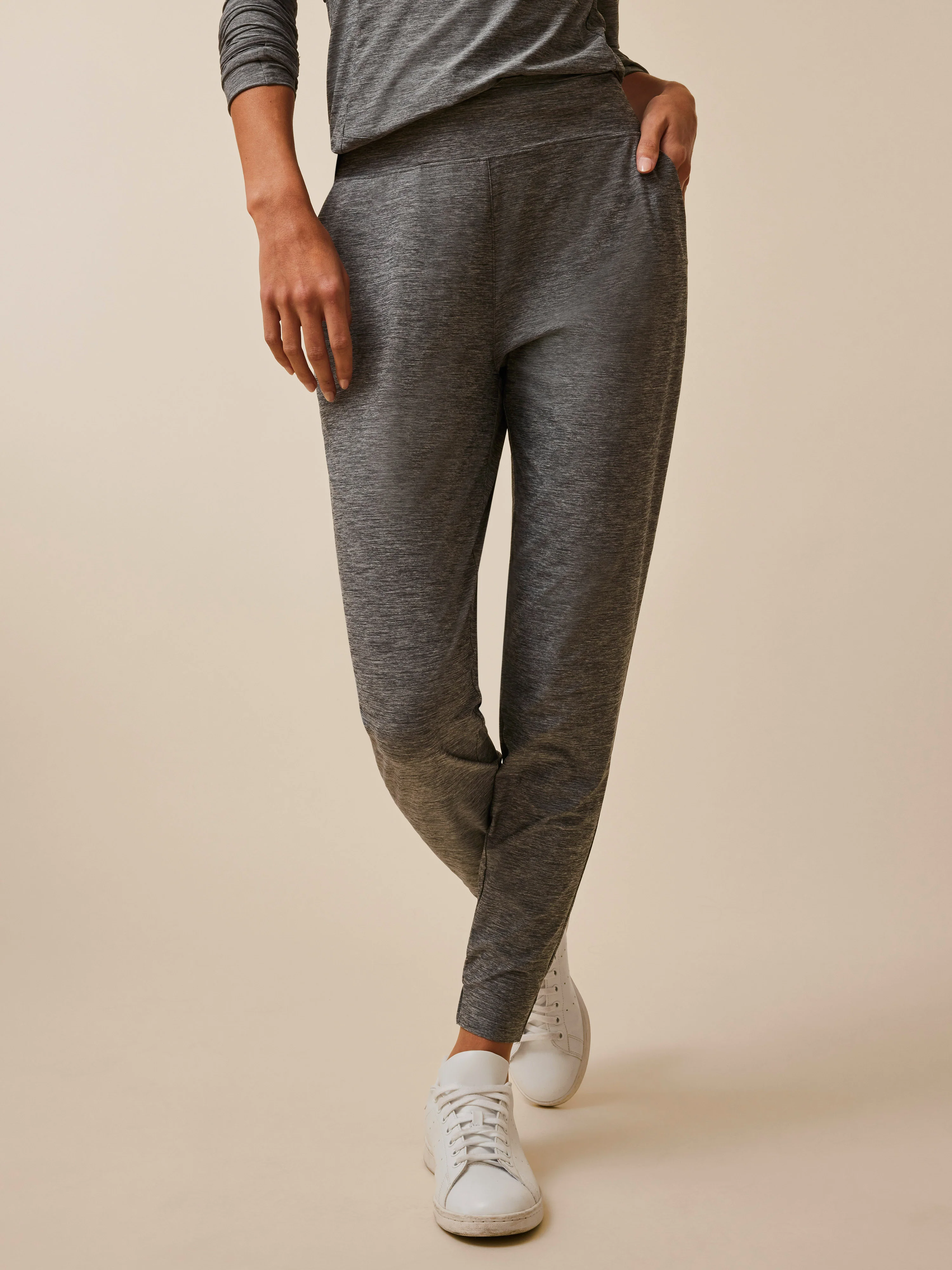 Renew Jogger