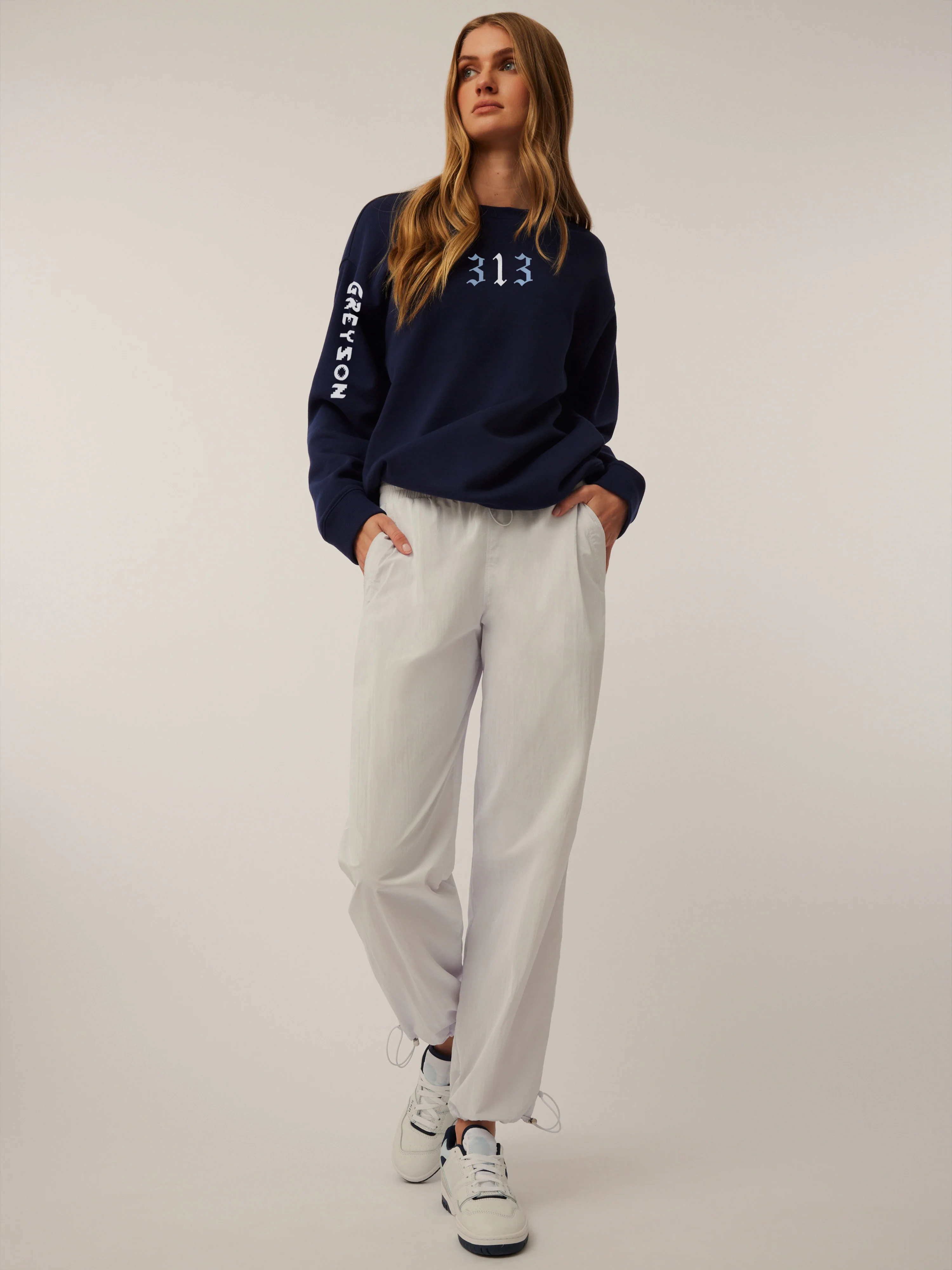 Aspen Where The Wolves Are Crewneck - Image 3