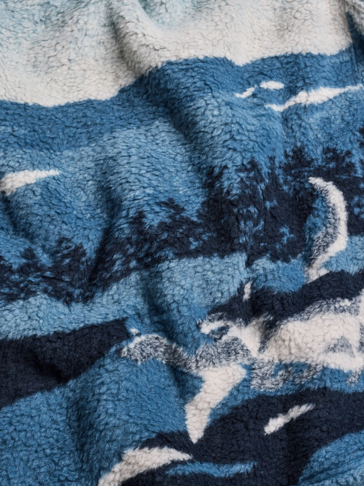 Rocky Mountain Wolf Sherpa Half-Zip - Image 5