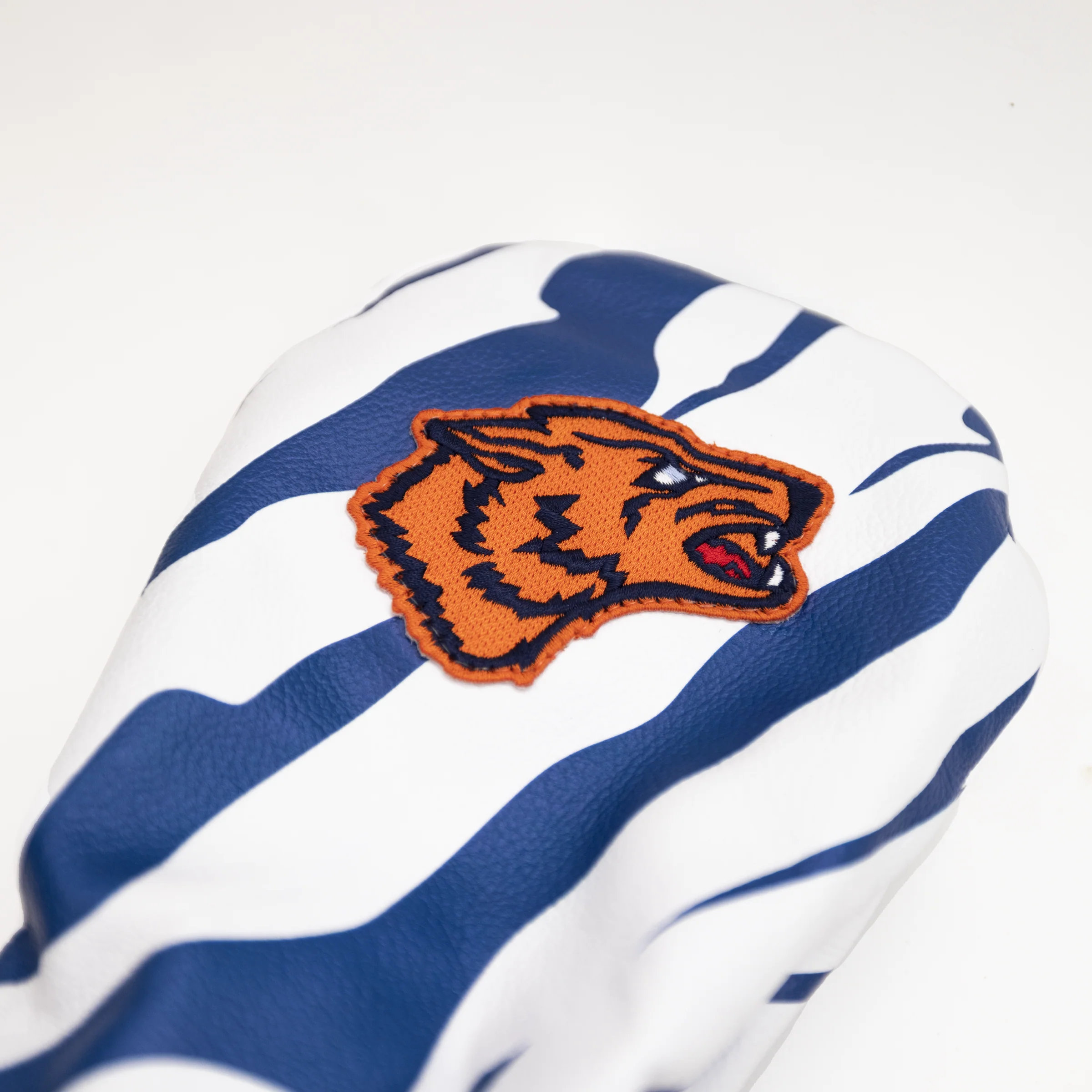 Tiger Wolf Driver Headcover - Image 2
