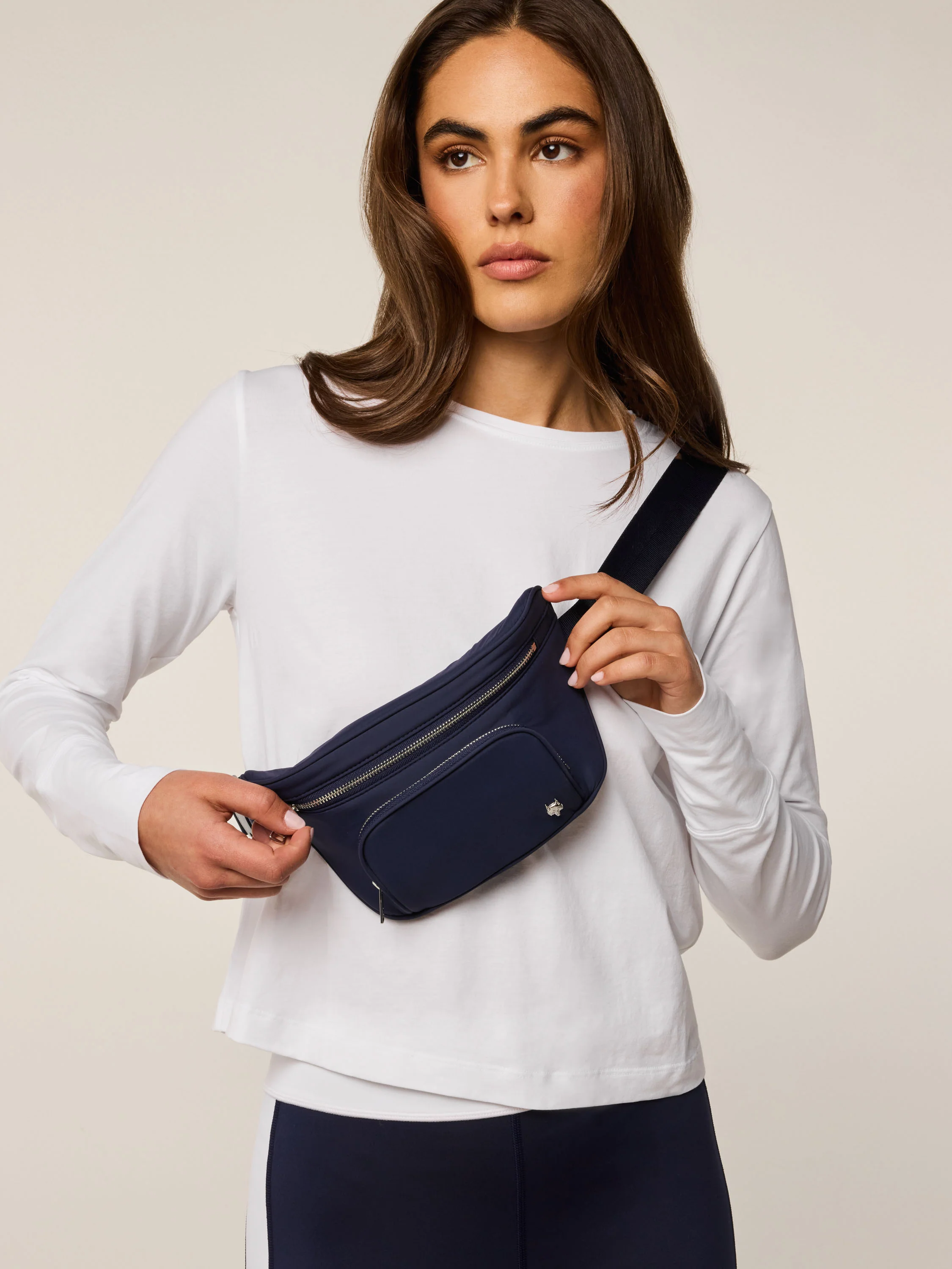 Wind Cross Body Pack