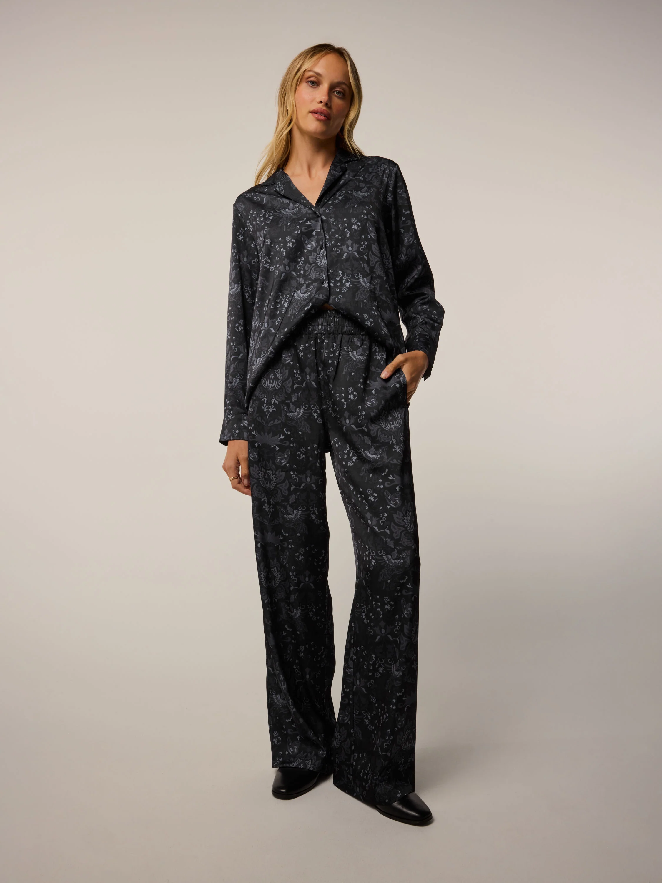 Winged Wolf Eris Pant - Image 4